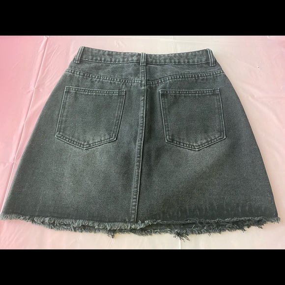 Skirt - Picture 2 of 3